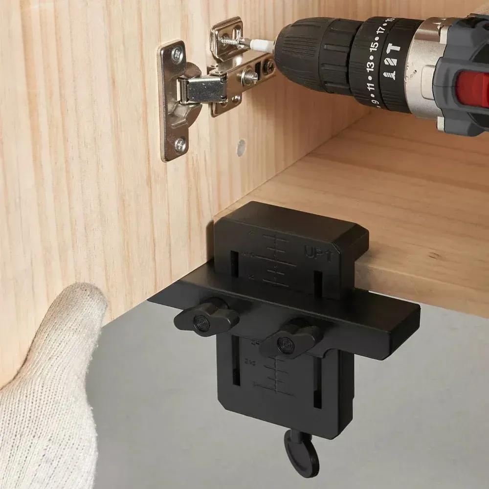 SmartInstall - voor perfect uitgelijnde kastdeuren