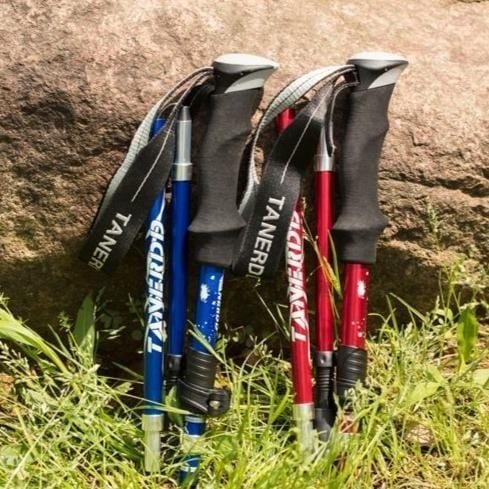 Verstelbare Faltbare Teleskop-Wandelstokken met Ergonomische Grip en Stabiliteit 1